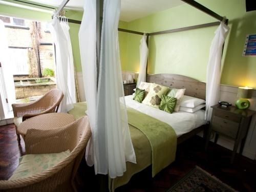 The Witney Guest House Экстерьер фото