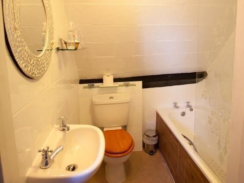 The Witney Guest House Экстерьер фото
